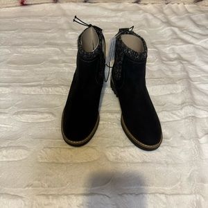 Black ankle boots